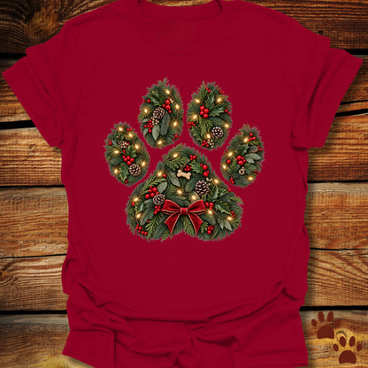 Christmas Wreath Dog Paw T-Shirt