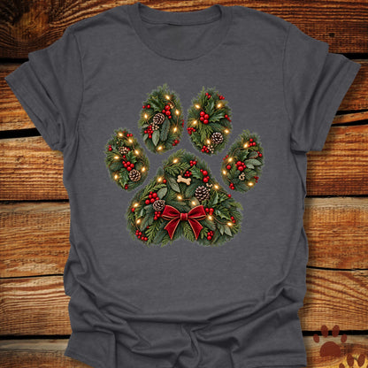 Christmas Wreath Dog Paw T-Shirt